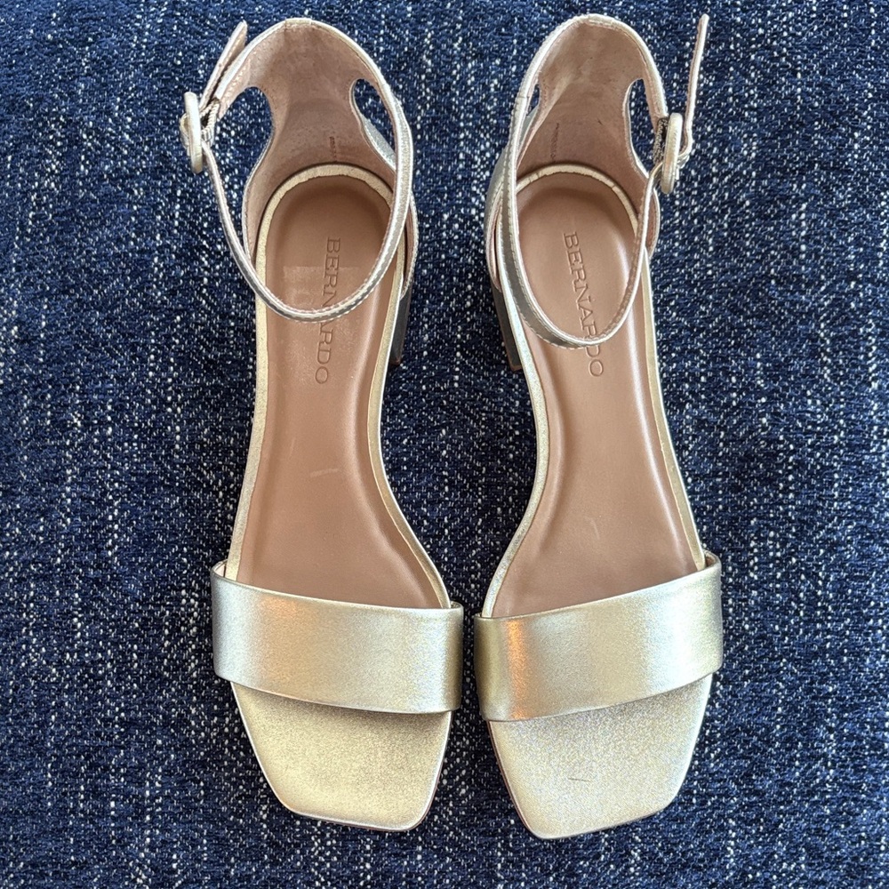 Bernardo Metallic Gold Sandals for Women-Never Worn!